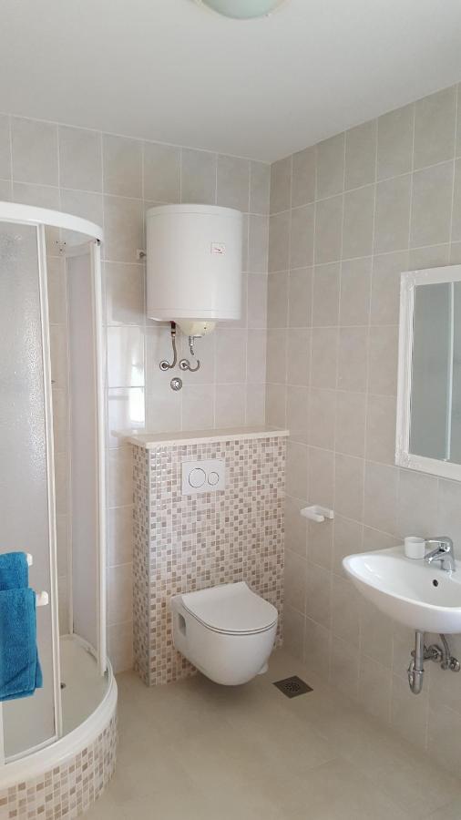 Apartments Iva Alla Трогир Екстериор снимка