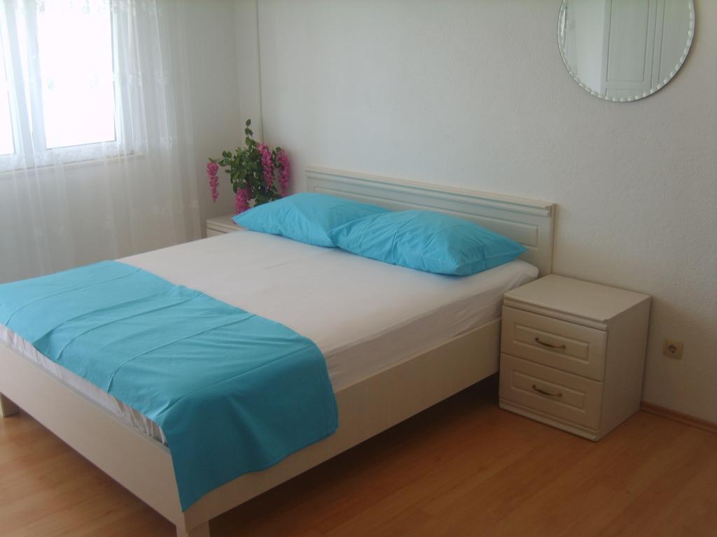 Apartments Iva Alla Трогир Стая снимка