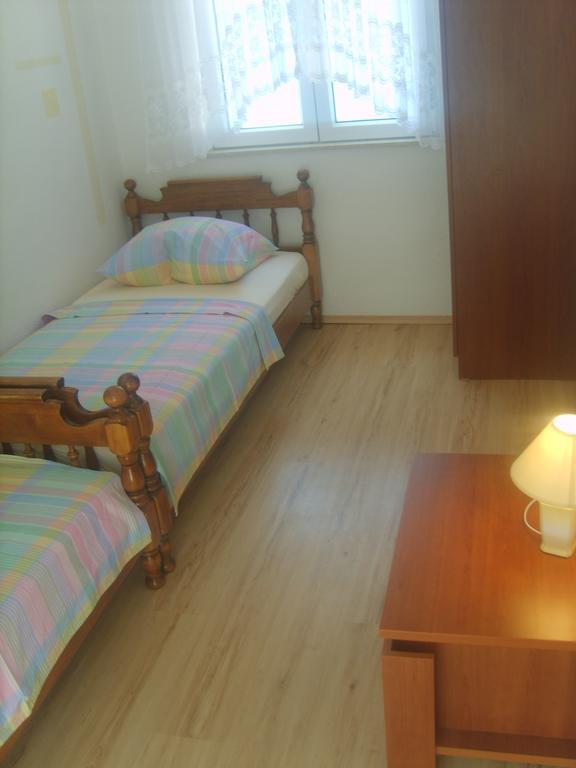 Apartments Iva Alla Трогир Стая снимка