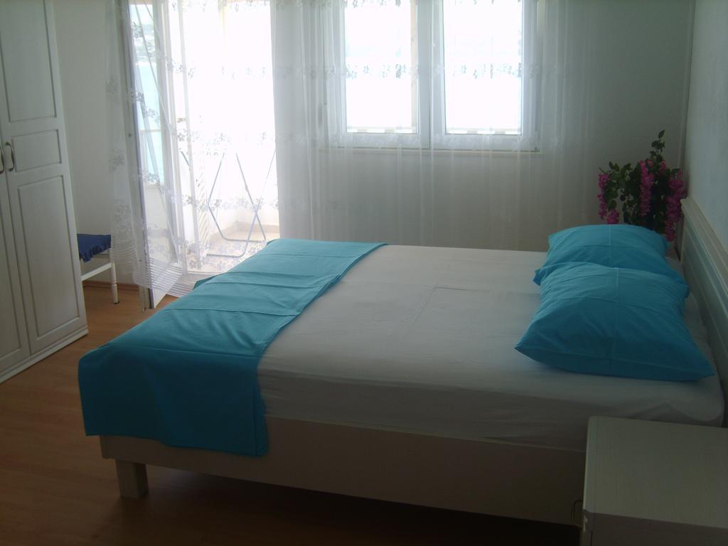 Apartments Iva Alla Трогир Стая снимка
