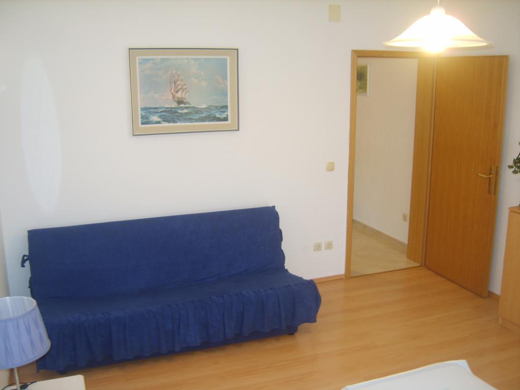 Apartments Iva Alla Трогир Екстериор снимка